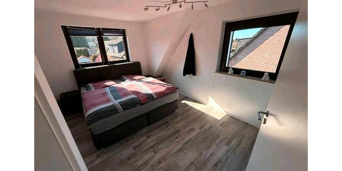 Einfamilienhaus Bochum Günnigfeld - 10 Zimmer, 242 m&sup2;, 649.000&euro; | Angebot:26207743