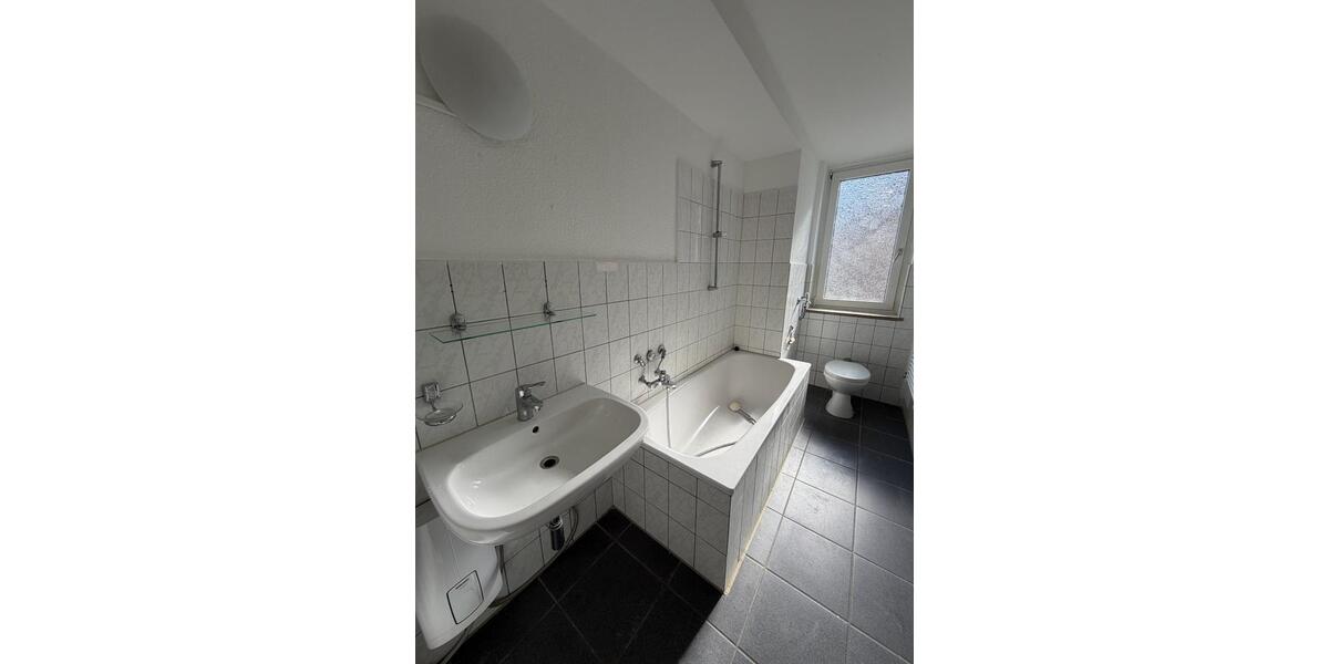 Etagenwohnung Essen Stadtbezirk II - 2 Zimmer, 63 m&sup2;, 690&euro; | Angebot:25305662