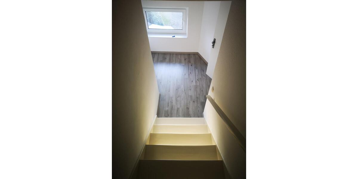 Maisonettenwohnung Duisburg Rheinhausen - 4 Zimmer, 120 m&sup2;, 1.100&euro; | Angebot:26063741