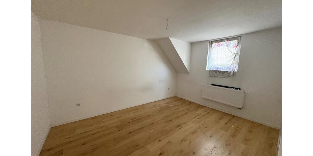 Dachgeschoßwohnung Herten - 4 Zimmer, 100 m&sup2;, 750&euro; | Angebot:26268778
