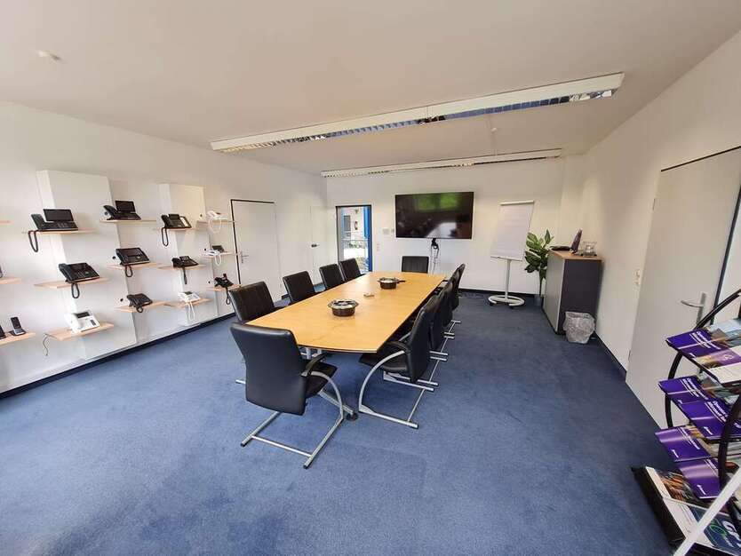 Büro in Mönchengladbach 362,62 € 38.17 m²
