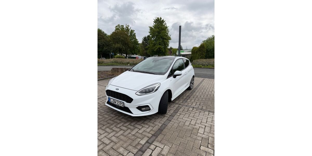 Ford Fiesta 129.000 km 10.300 &euro; Essen 45157