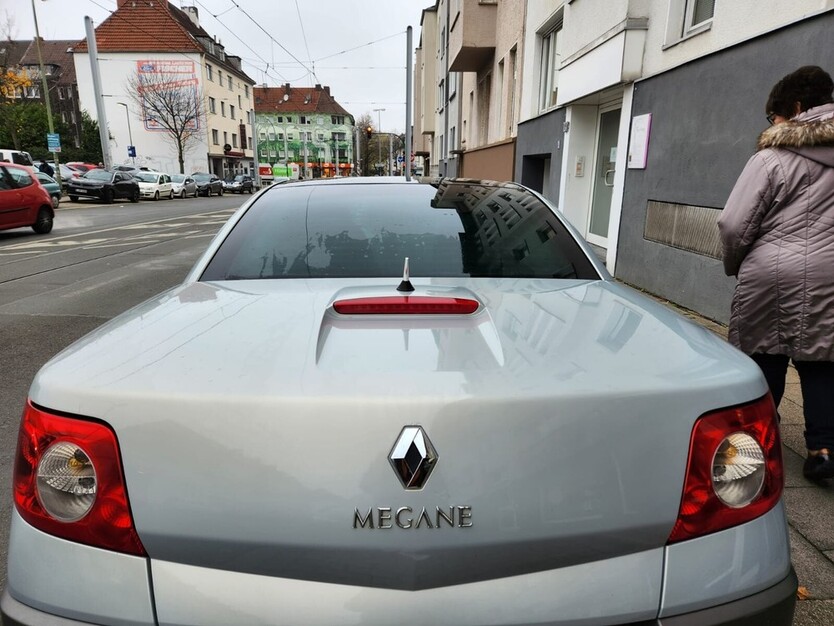 Renault Megane II Coupé-Cabriolet 196.000 km 2.200 € Essen 45121
