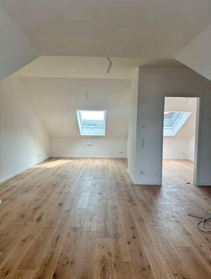 Helle, loftartige 2-Zimmer-Wohnung Ratingen
