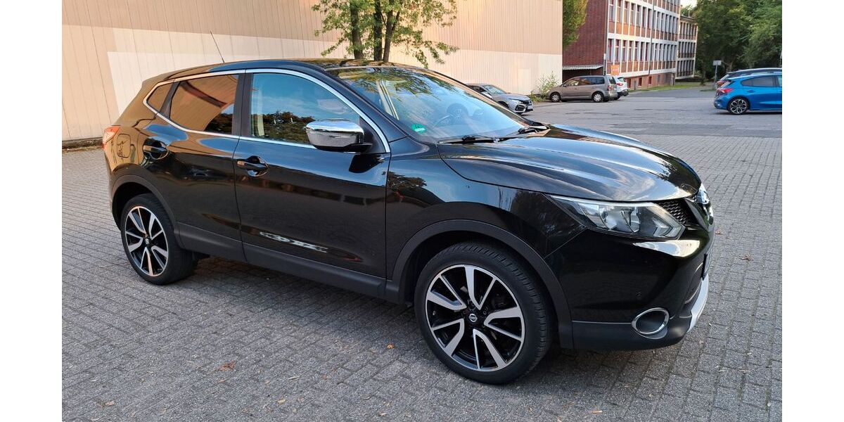 Nissan Qashqai 139.200 km 9.599 &euro; Oberhausen 46145
