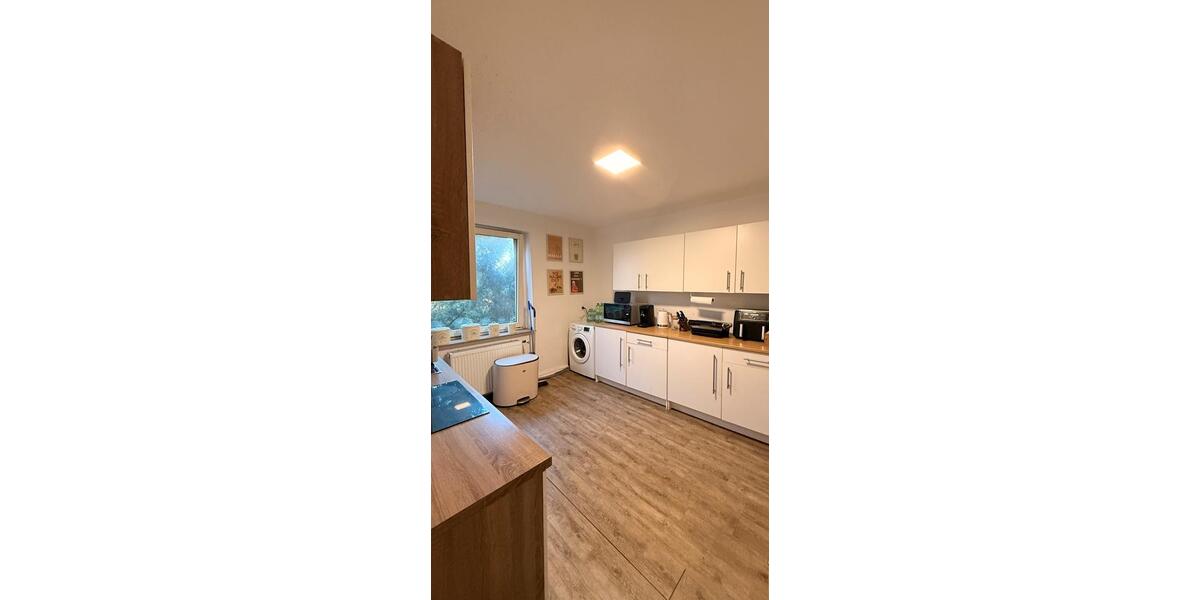 Schöne renovierte 2-Zimmer Wohnung zu vermieten. 2 zimmer