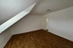 Dachgeschoßwohnung Duisburg Duisburg-Mitte - 4 Zimmer, 86 m&sup2;, 645&euro; | Angebot:25972396