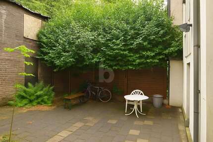 Haus Duisburg Laar - 13 Zimmer, 308 m&sup2;, 420.000&euro; | Angebot:26246503