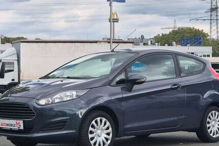 Ford Fiesta 93.500 km 4.900 &euro; Mülheim an der Ruhr 45475