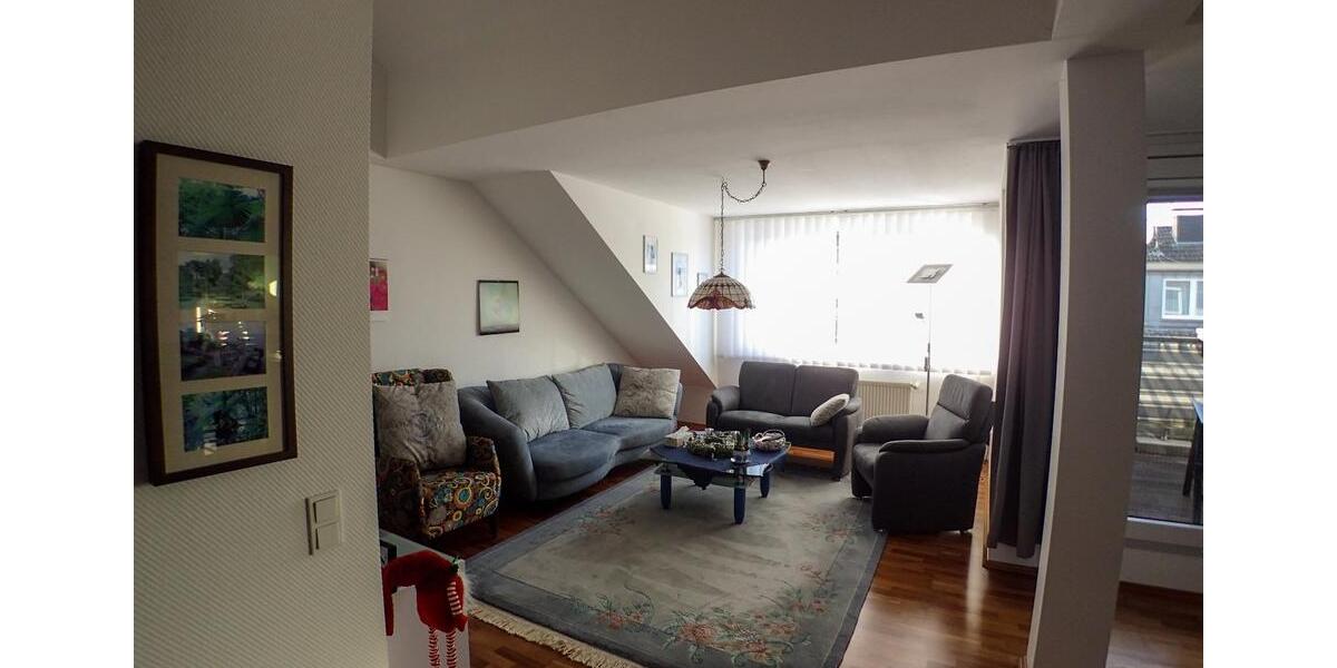 Sonnige 3,5-Zimmer-Dachgeschosswohnung mit Dachterrasse, 105 m² 3.5 zimmer