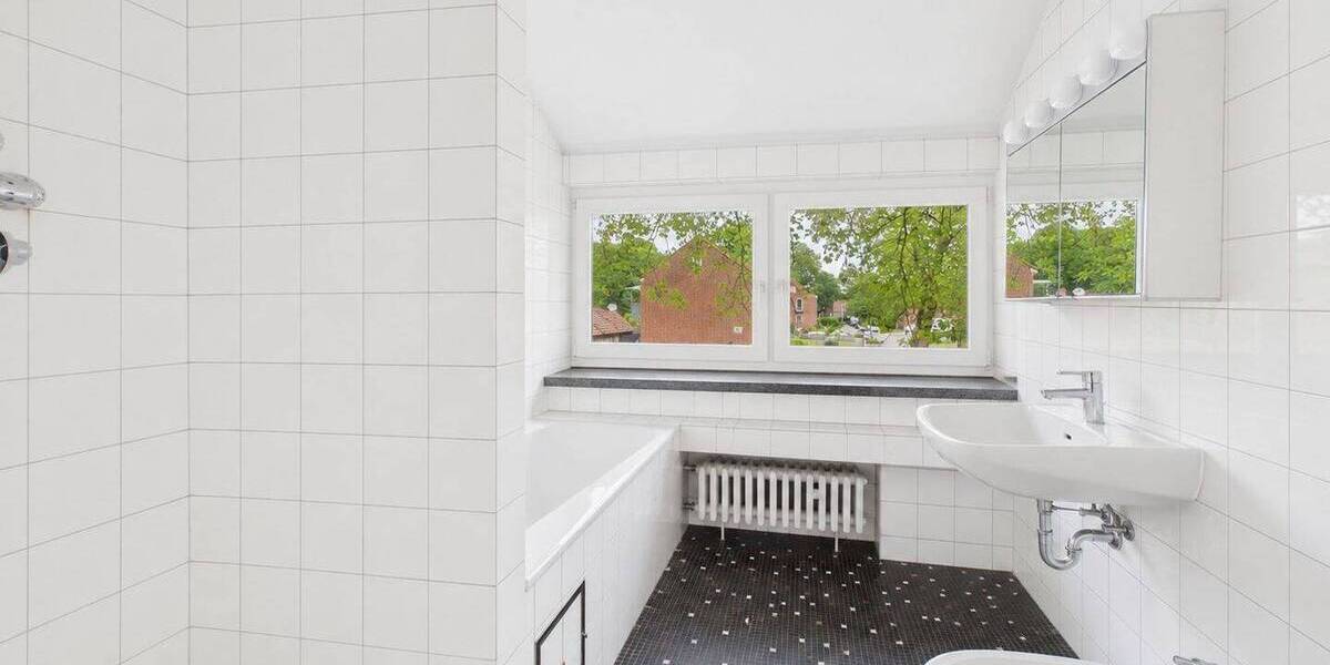 Doppelhaushälfte Neukirchen-Vluyn Neukirchen - 1 Zimmer, 132 m&sup2;, 329.000&euro; | Angebot:26657409
