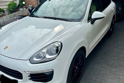 Porsche Cayenne 230.000 km 29.500 &euro; Heiligenhaus 42579