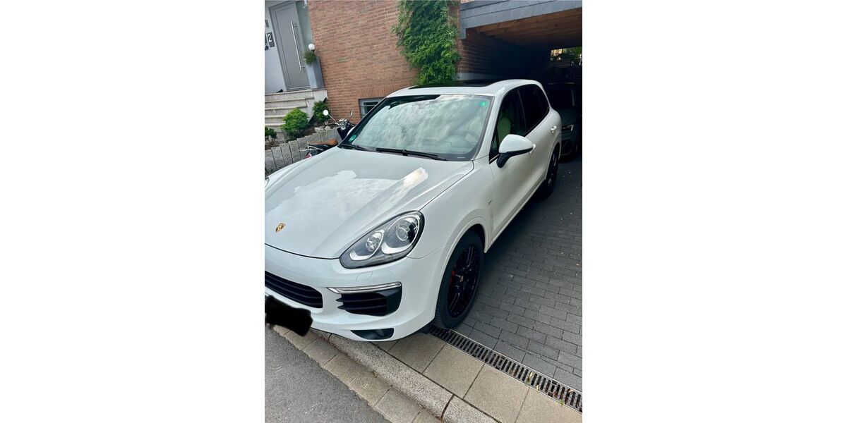 Porsche Cayenne 230.000 km 29.500 &euro; Heiligenhaus 42579
