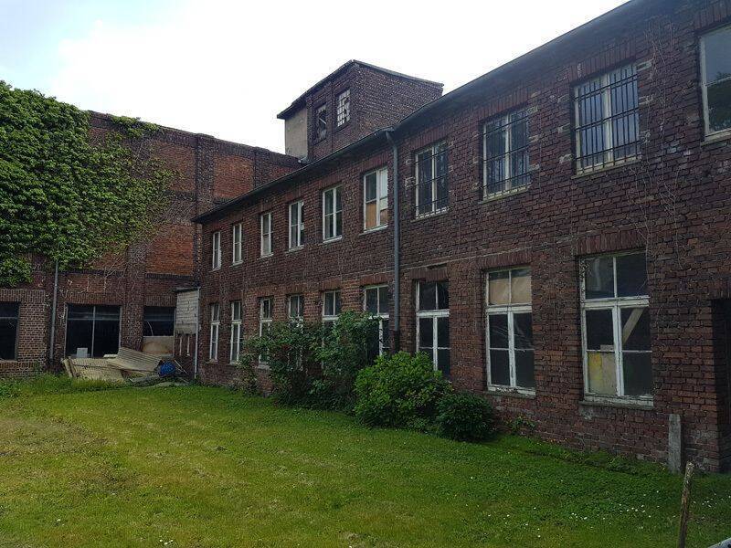 Krefeld Cracau: Projektgrundstück an der Seidenstraße: 5.863?m² für Ihre Bauidee