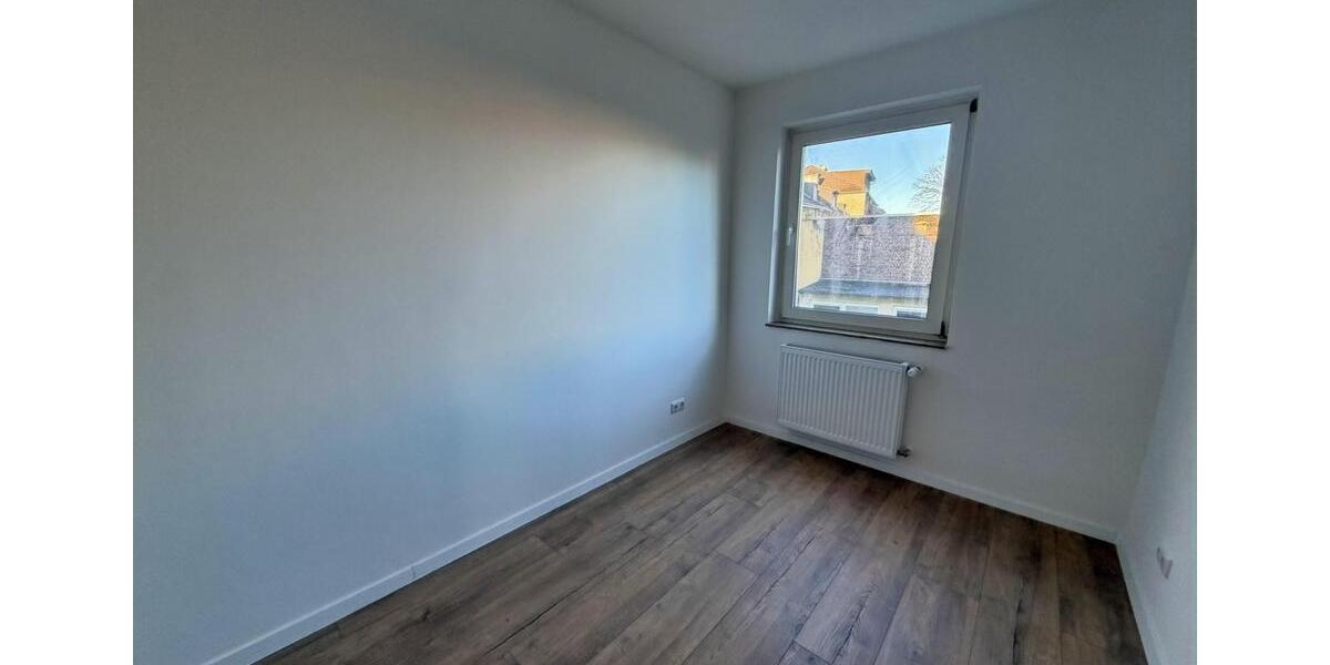 Etagenwohnung Bochum - 3.5 Zimmer, 80 m&sup2;, 1.100&euro; | Angebot:24930520