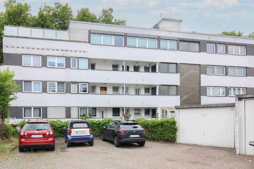 Wohnung zum Kaufen in Duisburg 135.000 € 95.13 m²