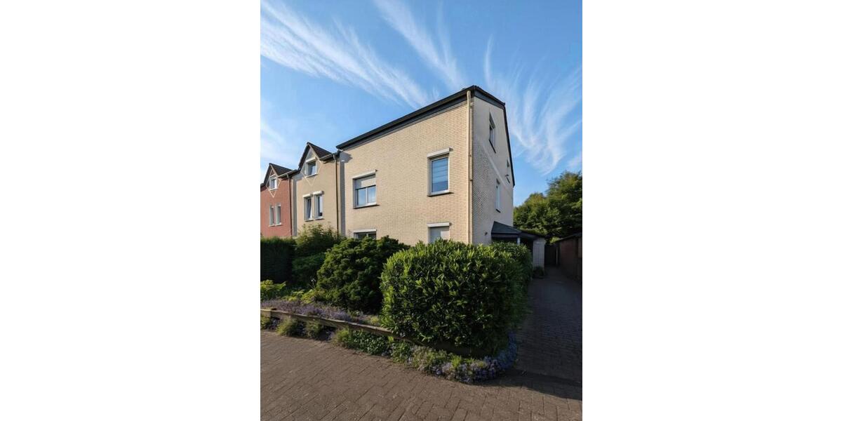 Reihenhaus Essen Stadtbezirk IV - 8 Zimmer, 140 m&sup2;, 498.000&euro; | Angebot:26962347