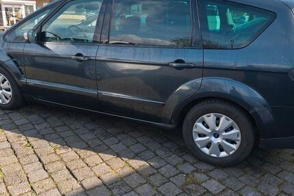 Ford S-Max 212.321 km 2.900 &euro; Bottrop 46242