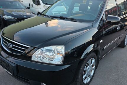 Kia Carens 96.000 km 2.400 € Moers 47441