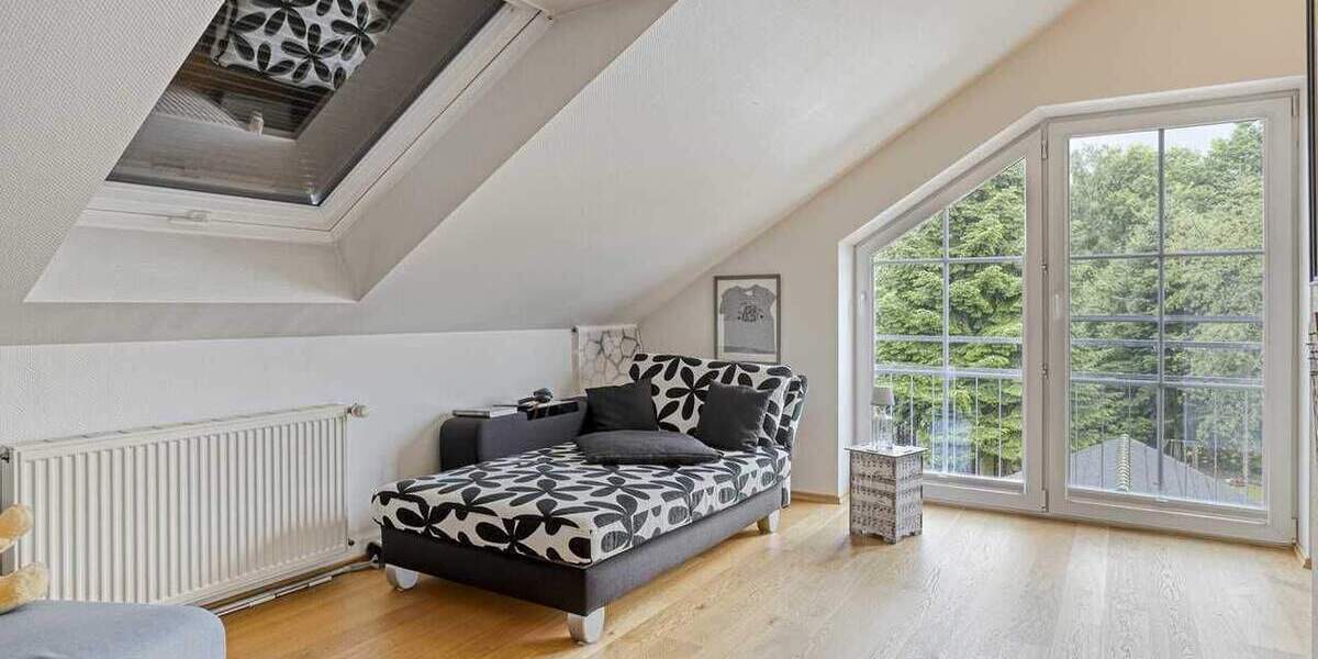 Großzügige Maisonettewohnung mit 900 m² Garten und Garage in Breitscheid 4 zimmer