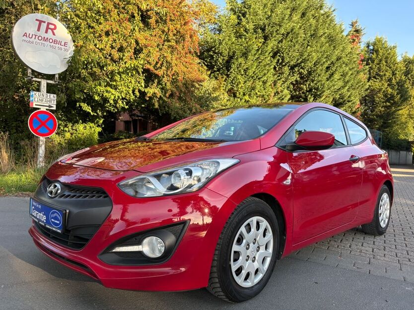 Hyundai i30 229.737 km 3.990 € Moers 47447