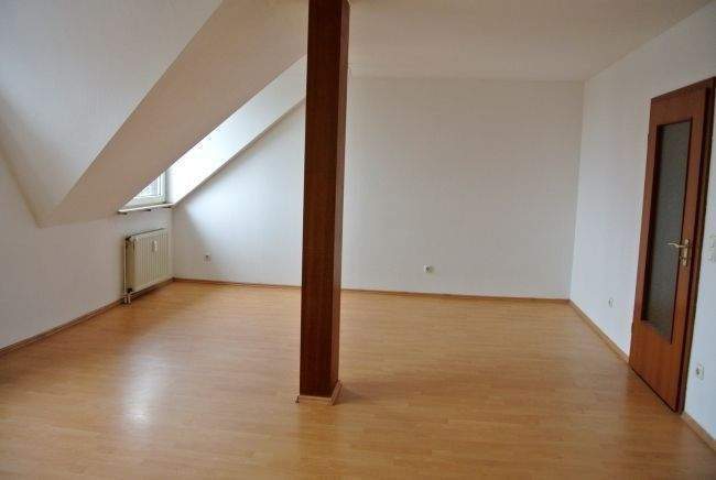Etagenwohnung Mülheim an der Ruhr Mitte-Ost - 3 Zimmer, 98 m&sup2;, 650&euro; | Angebot:26276490