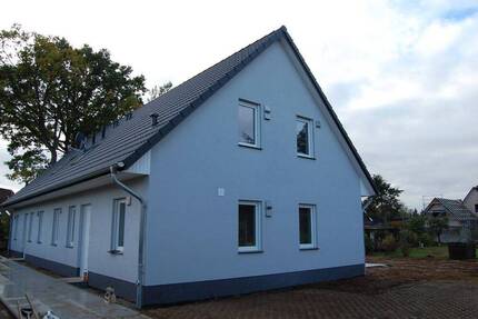 A+ DHH verfügbar Energetisch solider Neubau in absolut ruhiger, sehr zentraler Wohnlage