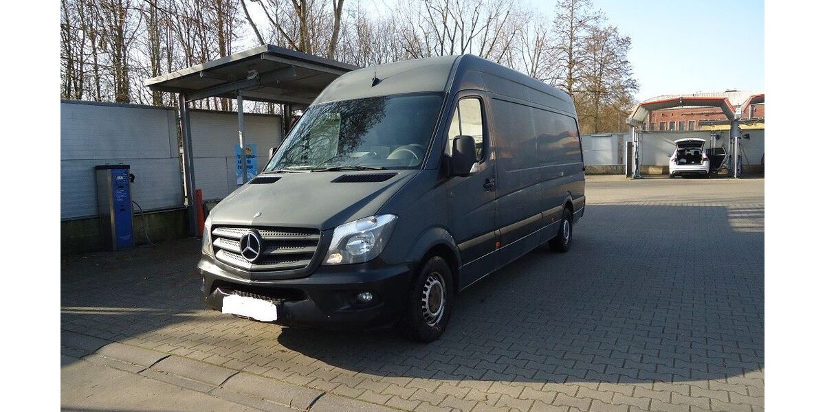 Mercedes-Benz Sprinter 151.300 km 11.900 &euro; Essen 45144