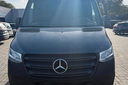 Mercedes-Benz Sprinter 129.452 km 17.990 &euro; Duisburg 47169