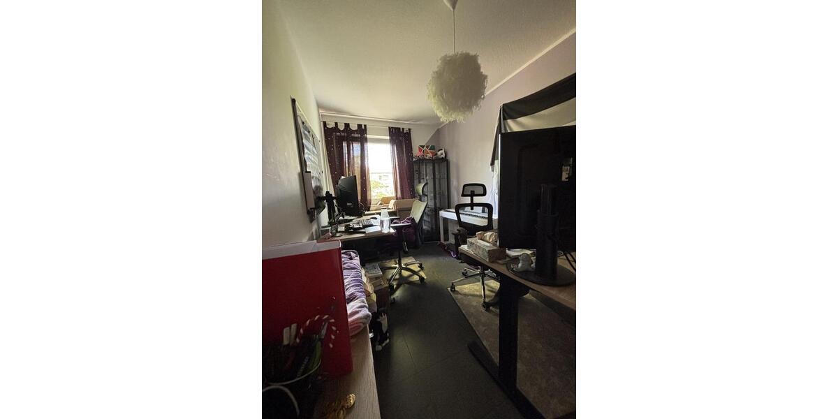 Etagenwohnung Moers Rheinkamp - 3.5 Zimmer, 65 m&sup2;, 594&euro; | Angebot:26329876