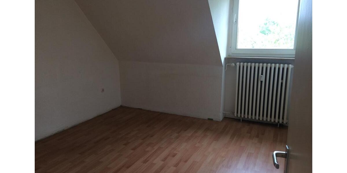 Dachgeschoßwohnung Gelsenkirchen Gelsenkirchen-Mitte - 4 Zimmer, 54 m&sup2;, 70.000&euro; | Angebot:26337716