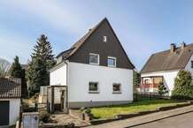 Haus zum Kaufen in Essen 479.000 € 129.3 m²
