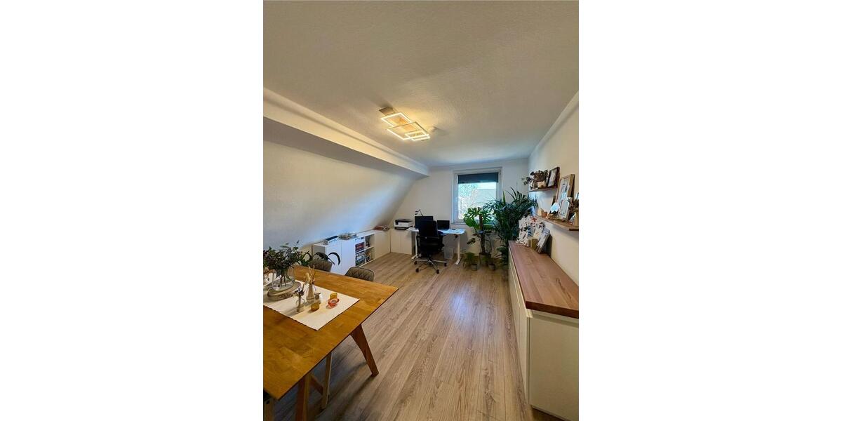 Dachgeschoßwohnung Ratingen Lintorf - 3 Zimmer, 80 m&sup2;, 970&euro; | Angebot:25349145