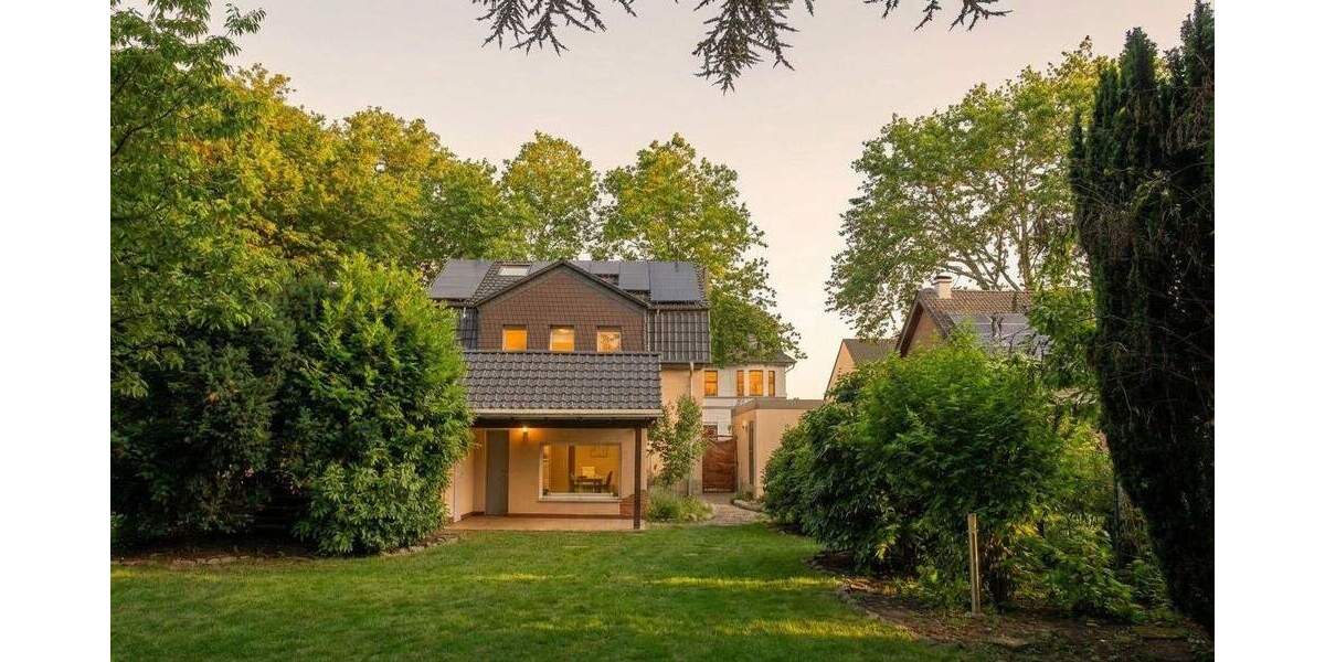 Einfamilienhaus Bottrop Eigen - 8 Zimmer, 162 m&sup2;, 638.000&euro; | Angebot:25535001