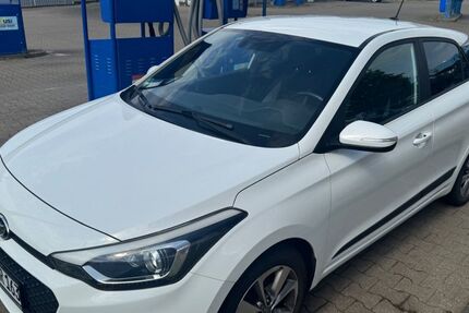 Hyundai i20 111.658 km 8.500 &euro; Bochum 44866