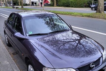 Opel Vectra 77.100 km 2.499 &euro; Bochum 44803