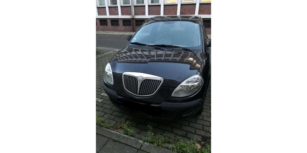 Lancia Y 205.000 km 700 € Bochum 44809