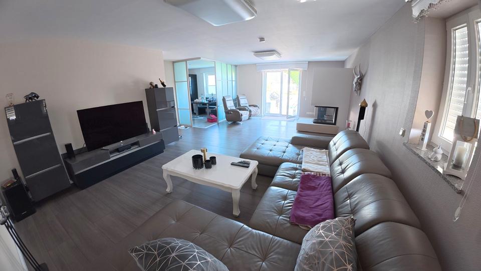 Etagenwohnung Wesel Fusternberg - 3 Zimmer, 113 m&sup2;, 1.250&euro; | Angebot:27592162