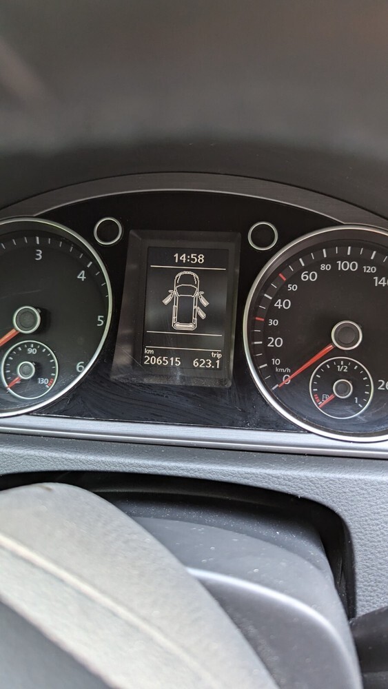 VW Passat Variant 206.515 km 9.500 € Essen 45121