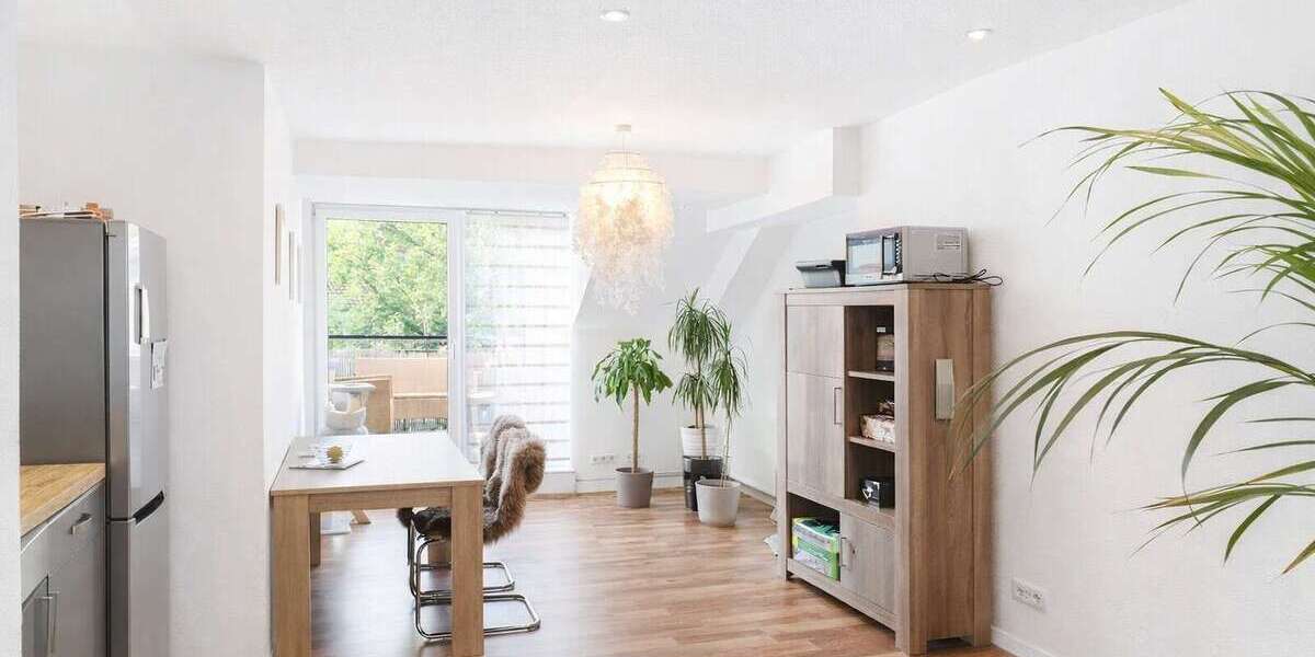 Etagenwohnung Essen Rüttenscheid - 3 Zimmer, 90 m&sup2;, 1.100&euro; | Angebot:25625580