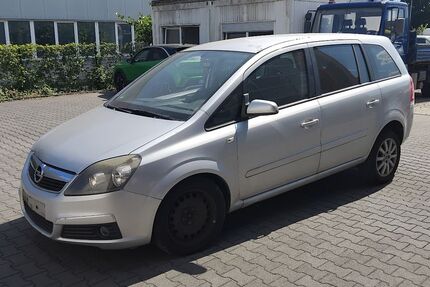 Opel Zafira 283.000 km 900 &euro; Essen 45356