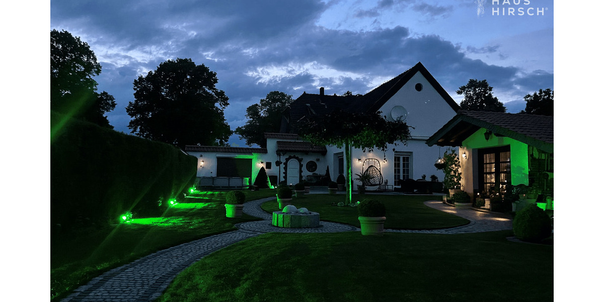 Exklusives Einfamilienhaus mit weitläufigem Garten und baureifem Bauland 5 zimmer