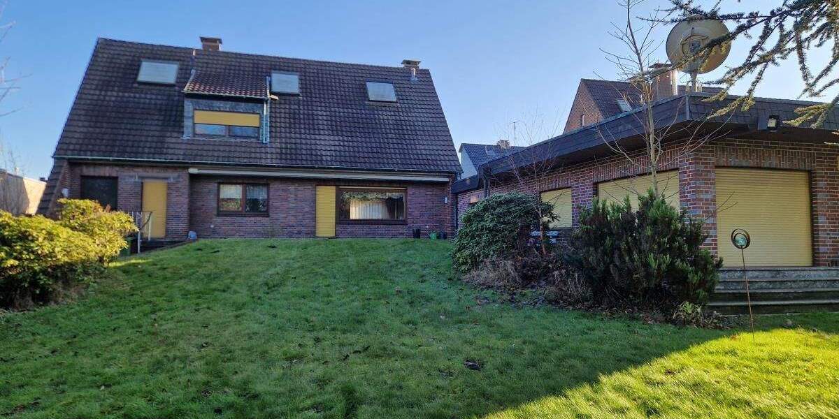Mehrfamilienhaus, Wohnhaus Oberhausen Sterkrade-Nord - 9 Zimmer, 254 m&sup2;, 759.000&euro; | Angebot:25319533