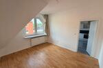 Dachgeschoßwohnung Essen Stadtbezirk II - 2 Zimmer, 65 m&sup2;, 790&euro; | Angebot:26347701