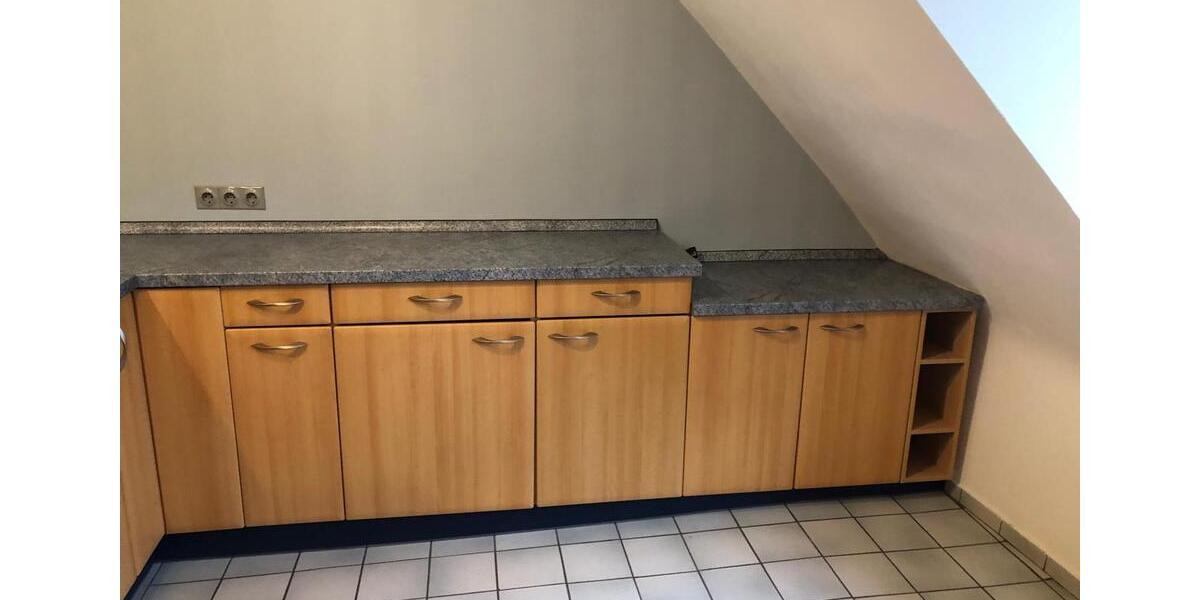 Dachgeschoßwohnung Gelsenkirchen Gelsenkirchen-Mitte - 4 Zimmer, 110 m&sup2;, 129.000&euro; | Angebot:26199069