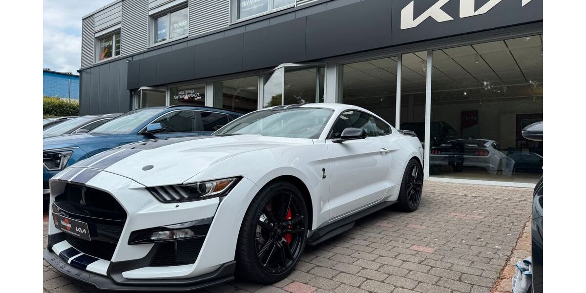 Ford Mustang 5.680 km 119.990 &euro; Dorsten 46282