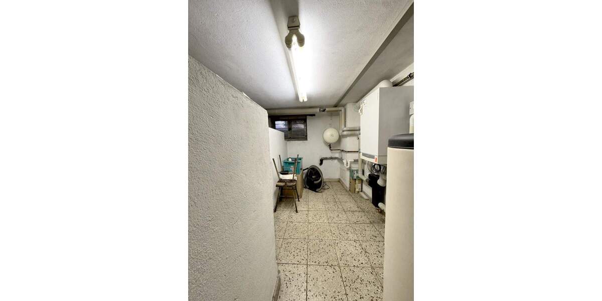 Mehrfamilienhaus, Wohnhaus Oberhausen Sterkrade-Nord - 9 Zimmer, 254 m&sup2;, 759.000&euro; | Angebot:25319533