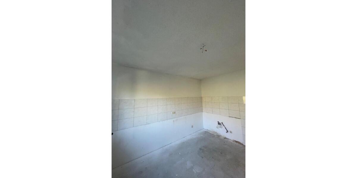 Dachgeschoßwohnung Velbert Pöthen - 3 Zimmer, 81 m&sup2;, 460&euro; | Angebot:25363968