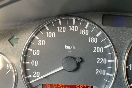 BMW Z3 183.000 km 8.800 &euro; Duisburg 47169