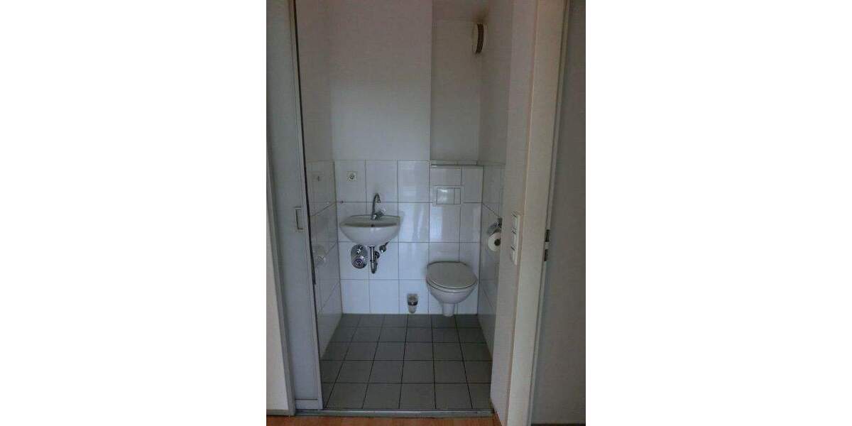 Etagenwohnung Duisburg Hochheide - 3 Zimmer, 84 m&sup2;, 699&euro; | Angebot:26874909